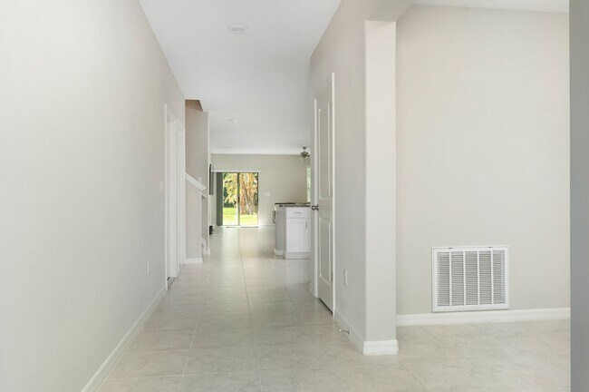 Building Photo - Spacious 5-Bed Touchstone Home – Primary Suite Downstairs, 2-Car Garage