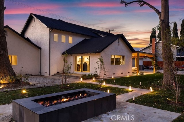 Building Photo - 9742 Farralone Ave