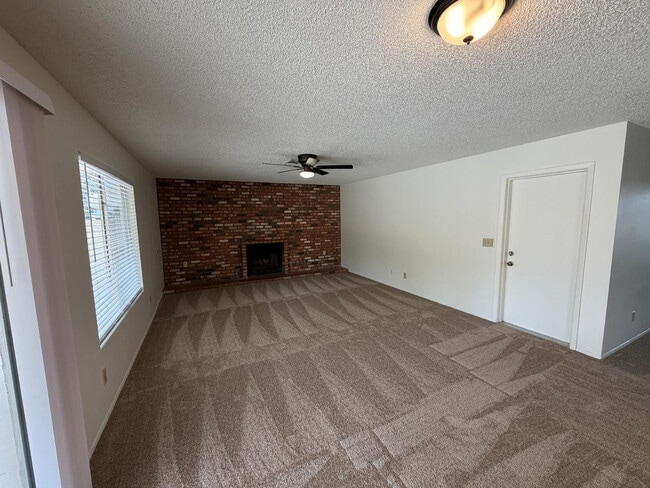 Building Photo - 5102 E Bannock St