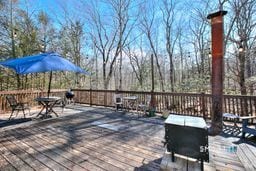 Building Photo - 10 Tiffany Ln