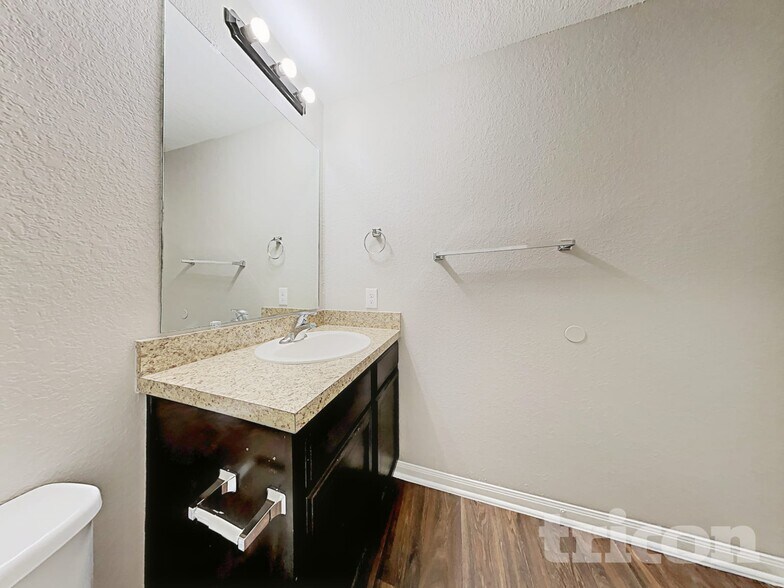Building Photo - 1404 Breanna Ln