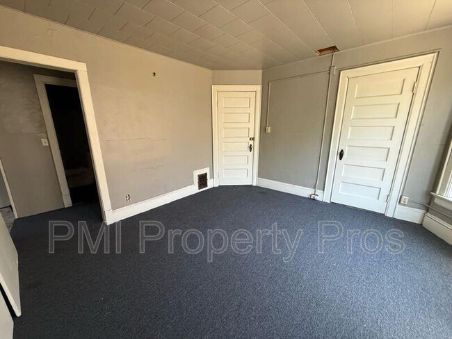 Building Photo - 3601 W Highland Blvd