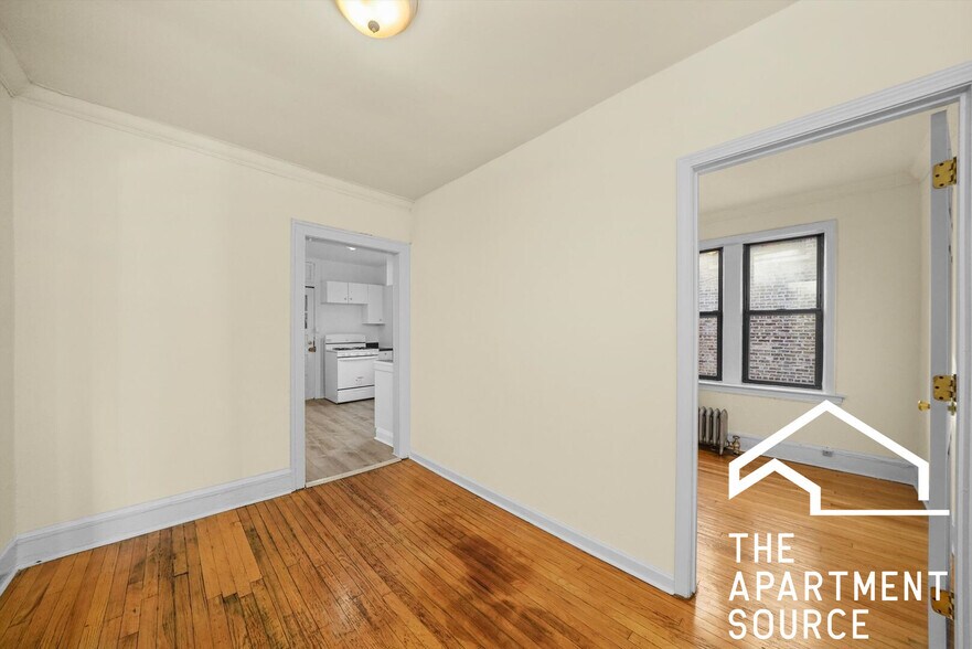 Building Photo - 2338 N Spaulding Ave