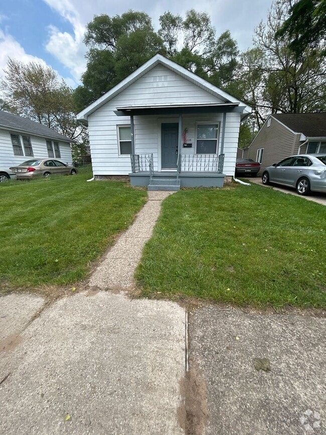 Building Photo - Charming 2-Bedroom, 1-Bathroom Home with B...
