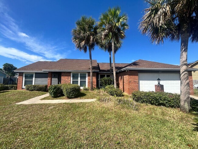 Primary Photo - 2825 Briarcliff Rd