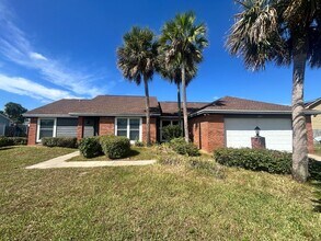 Building Photo - 2825 Briarcliff Rd
