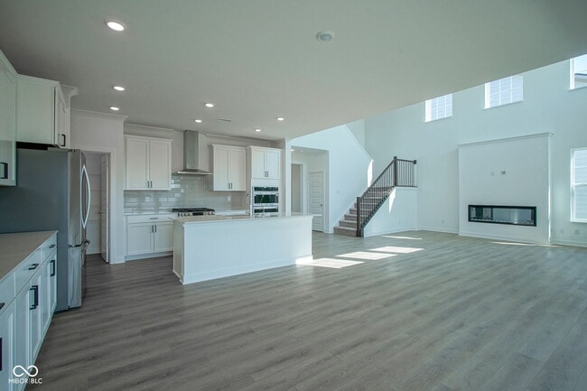 Building Photo - 9085 Summerton St