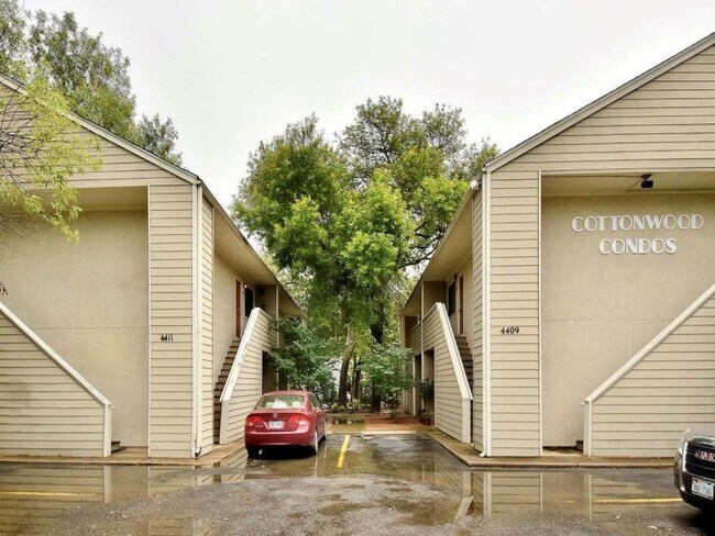 Building Photo - 4409 W Guadalupe St