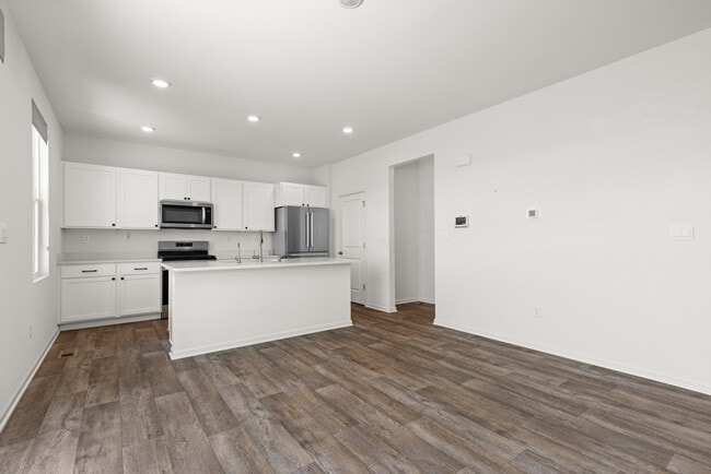 Building Photo - 2461 Tahoe ln