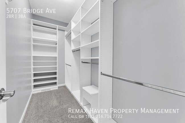 Building Photo - 5707 Bridge Ave