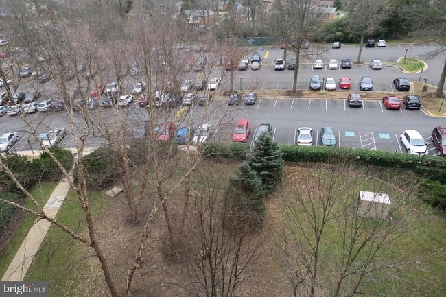 Building Photo - 3100 S Manchester St