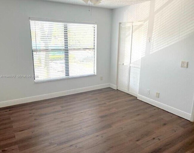 Building Photo - 1721 Balfour Point Dr