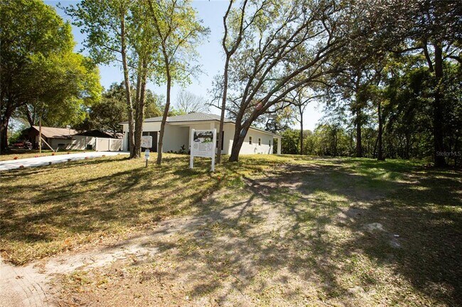 Building Photo - 9445 Eldridge Rd