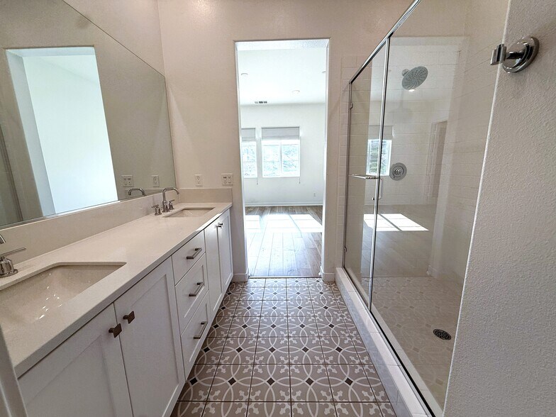 Building Photo - 27078 Painted Sky Way