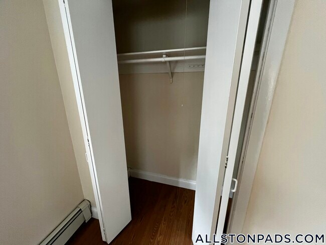 Building Photo - 90 Gardner St