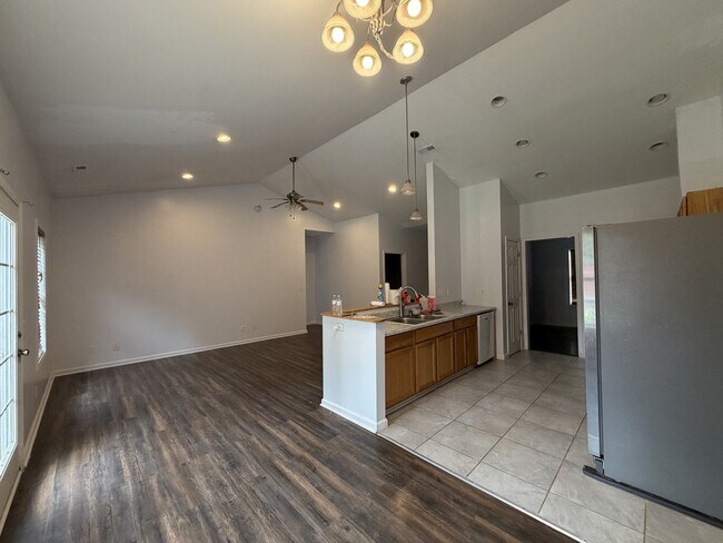 Building Photo - 2501 Burkholder Rd