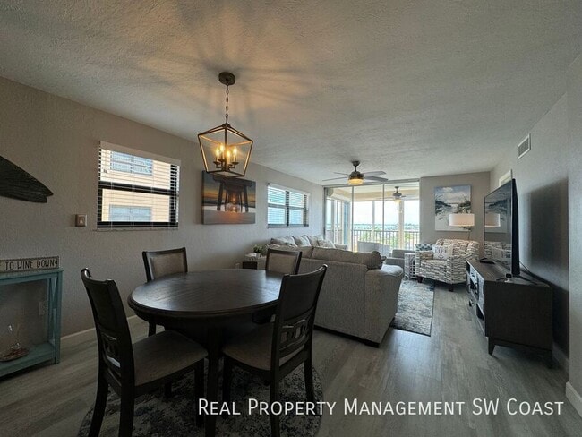 Building Photo - 4260 SE 20th Pl