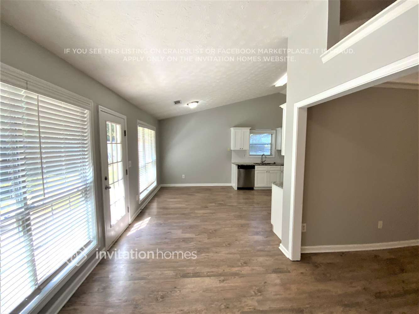 Building Photo - 5842 Sycamore Ridge Dr