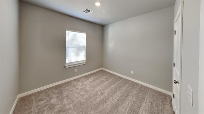 Building Photo - 12428 Ride Ave