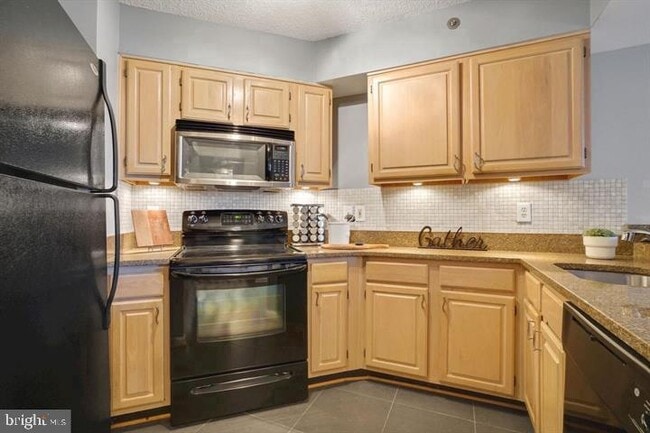 Building Photo - 1200 Braddock Pl
