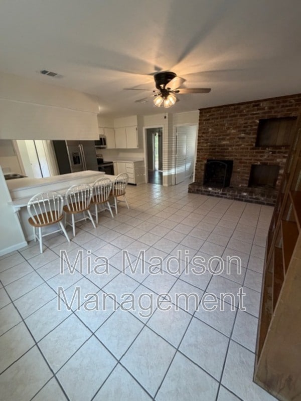 Building Photo - 112 Jacquelyn Dr