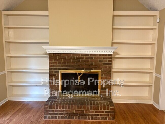 Building Photo - 7028 Boxborough Cove