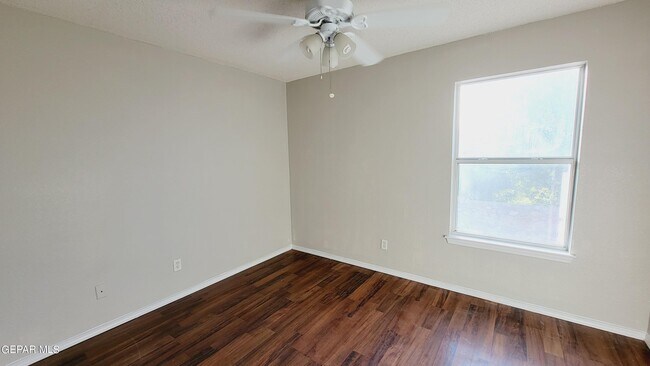 Building Photo - 6217 Rose Colleng Pl