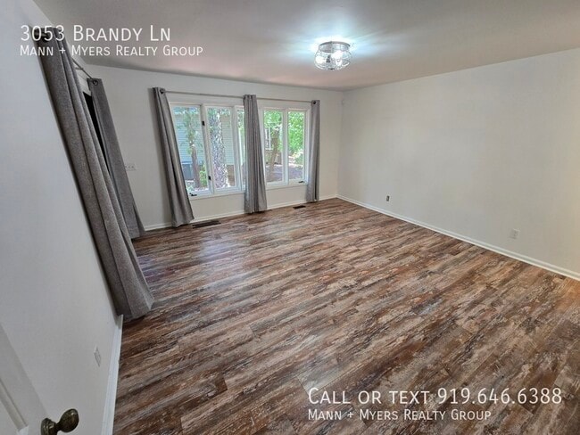 Building Photo - 3053 Brandy Ln