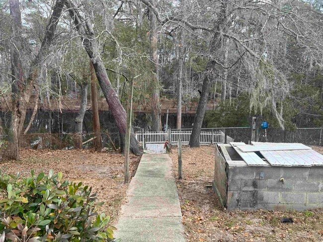 Building Photo - 1610 Caines Landing Rd