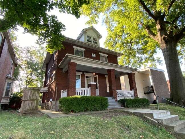 Primary Photo - Single Family Central Campus OSU!