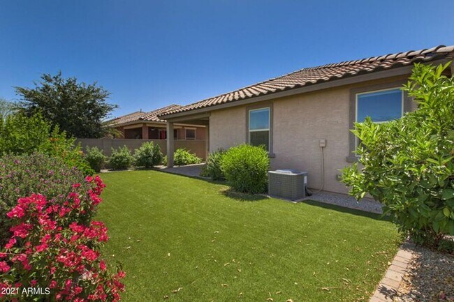 Building Photo - 40876 W Tamara Ln