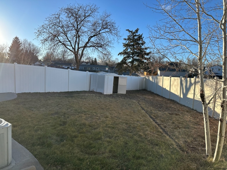 Building Photo - 4619 W 5th St