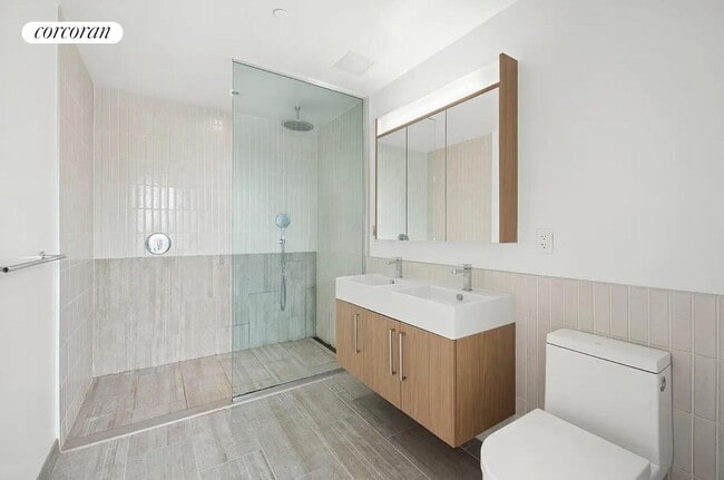 Building Photo - 415 Red Hook Ln