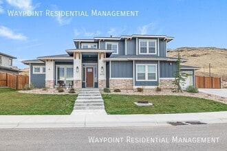 Building Photo - 3570 E Interstellar Ct