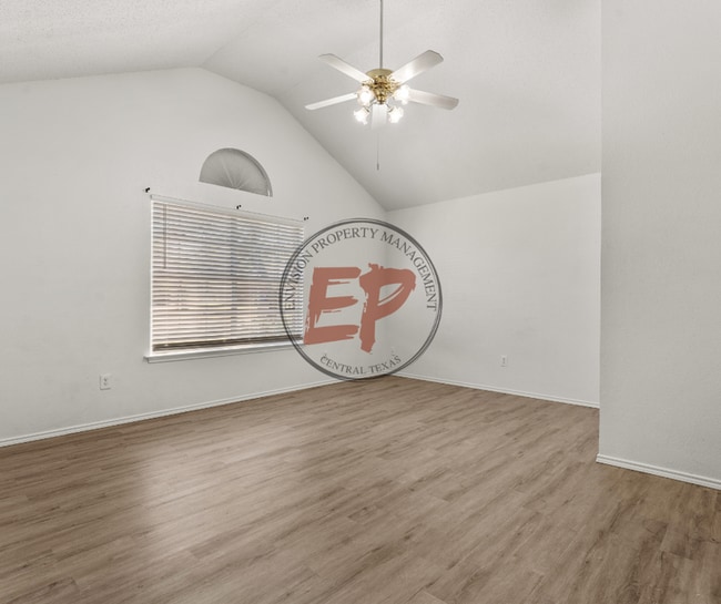 Building Photo - 1727 Ramada Dr