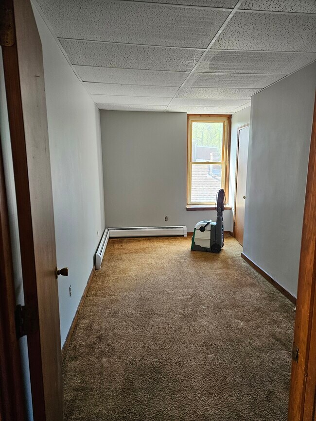 Building Photo - 170 Avenue A