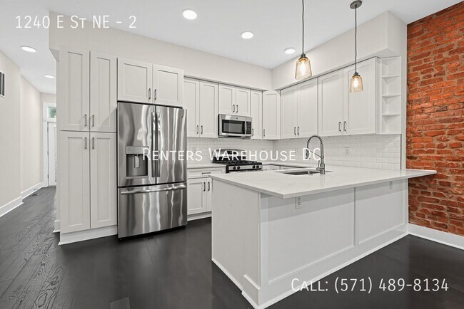 Building Photo - 1240 E St NE