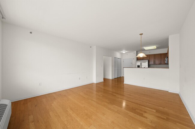 Building Photo - 4 Constellation Pl
