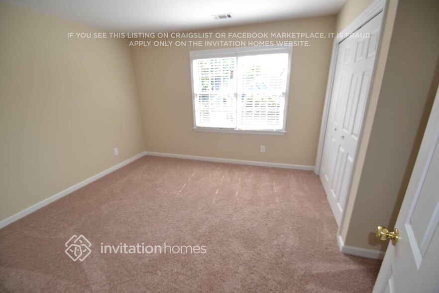 Building Photo - 2752 Wyndcliff Way
