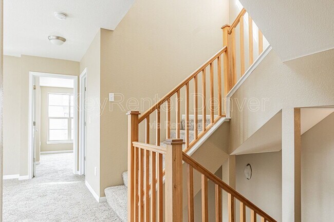 Building Photo - 492 S Saulsbury St