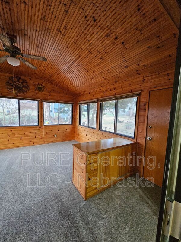 Building Photo - 14028 Madison Cir