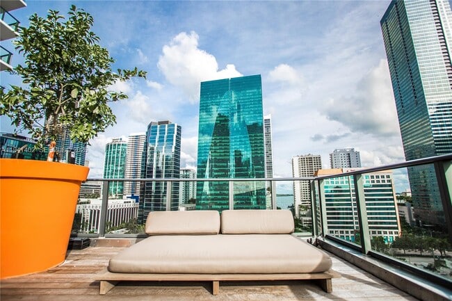 Building Photo - 1300 S Miami Ave