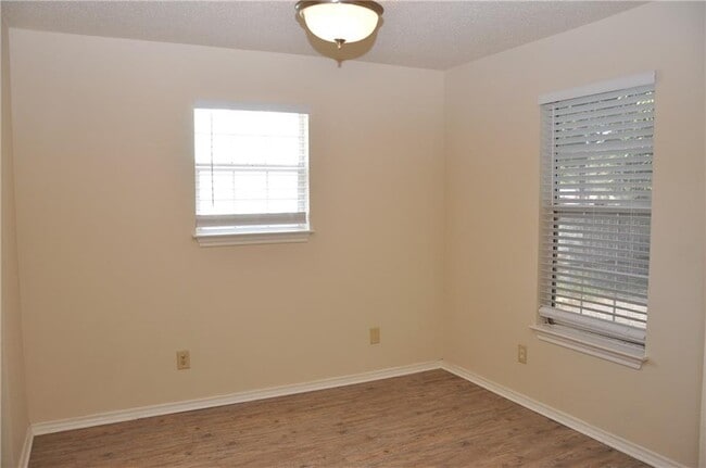 Building Photo - 6321 Crumley Ln