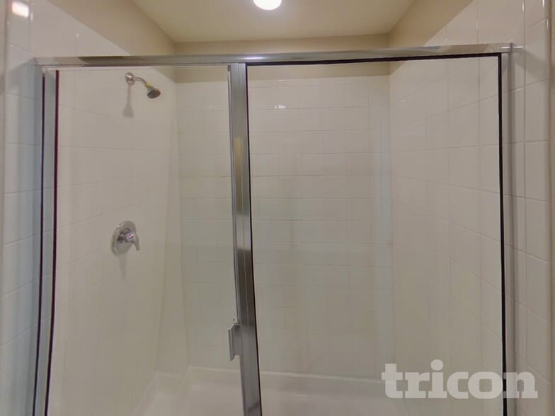 Building Photo - 1709 Princeton Ave