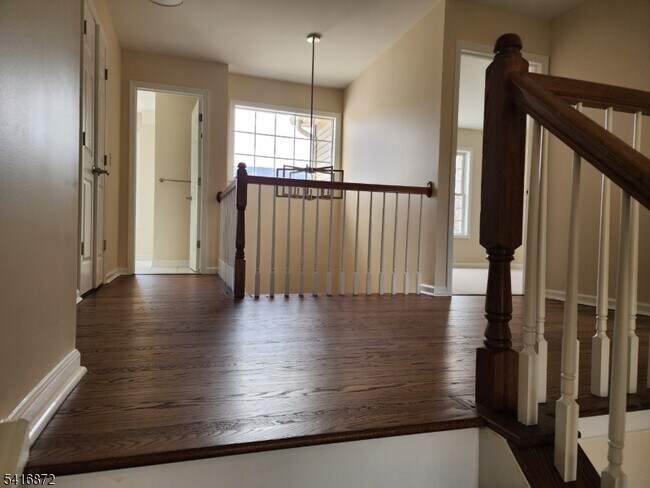 Building Photo - 27 Cypress Ln