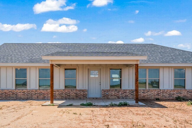 Building Photo - New Construction Home In Idalou ISD!