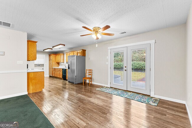 Building Photo - 3957 Tommy Lee Cook Rd