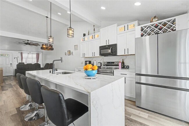 Building Photo - 8304 Dasa Pl