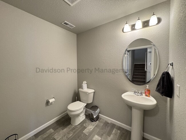 Building Photo - 6175 White Wolf Pt