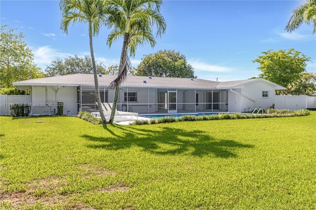 Building Photo - 13790 SW 80th Ave